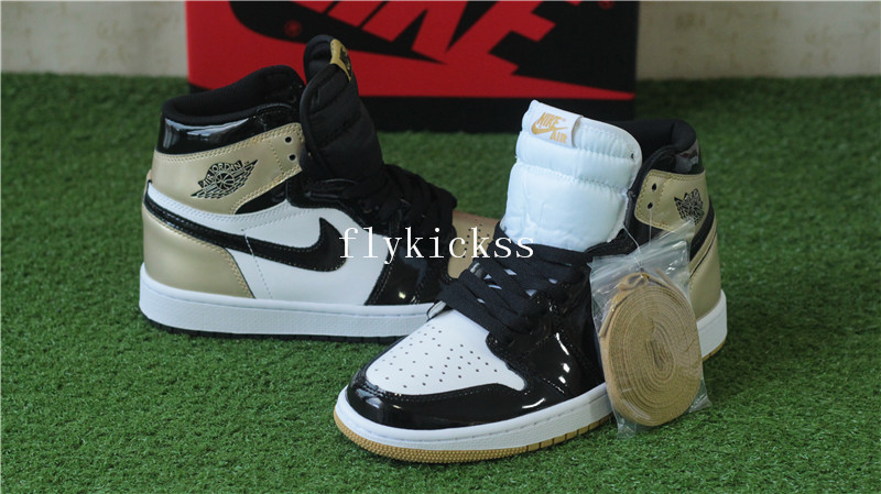 Air Jordan 1 Retro Gold Top3